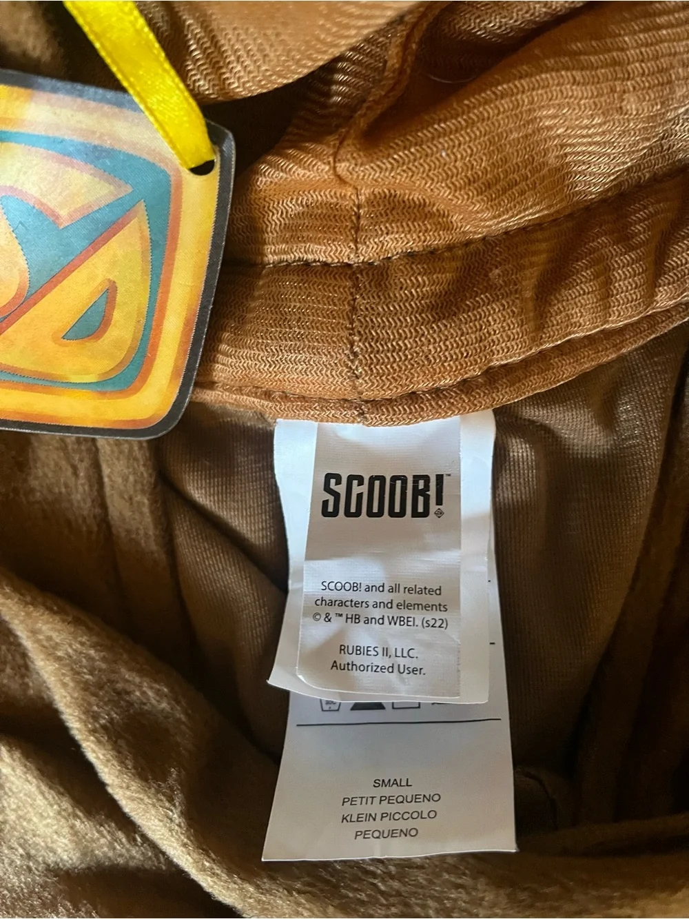 Scooby Doo plush costume child size small. Front zipper. 3d collar tag. Cute!